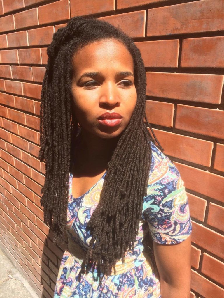 Image actuelle : Portrait de l'artiste Ines KHAI